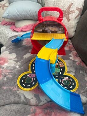 Disney Red Carry Handle Racetrack with Blue and Yellow Spiral Slide
